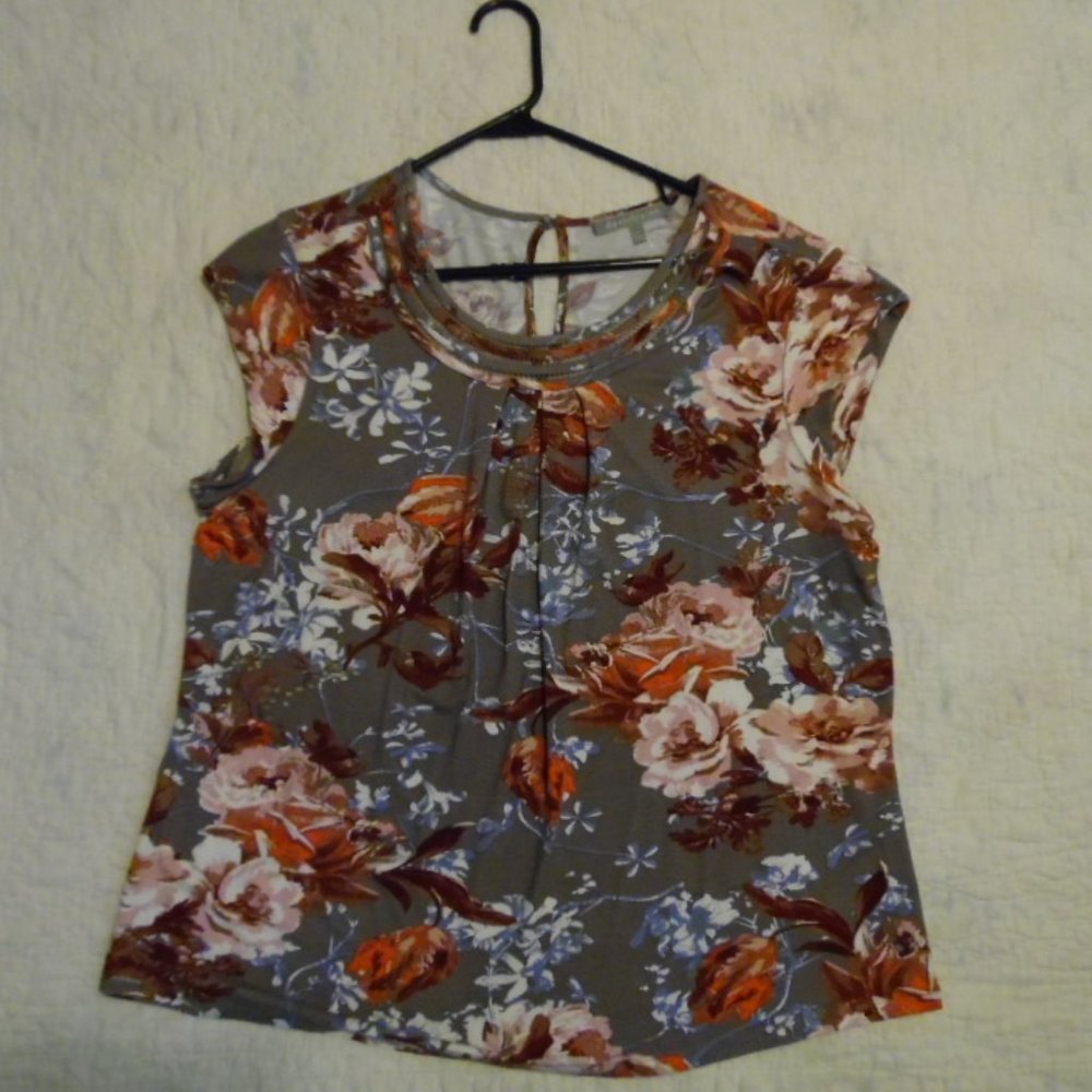 Daniel Rainn Floral Cap Sleeve